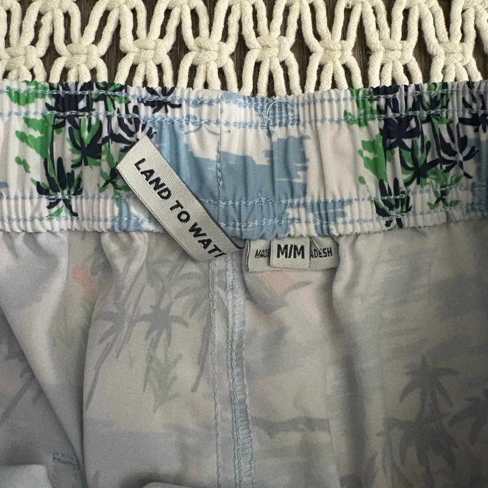 Trunks Land to Water board shorts/swim trunks